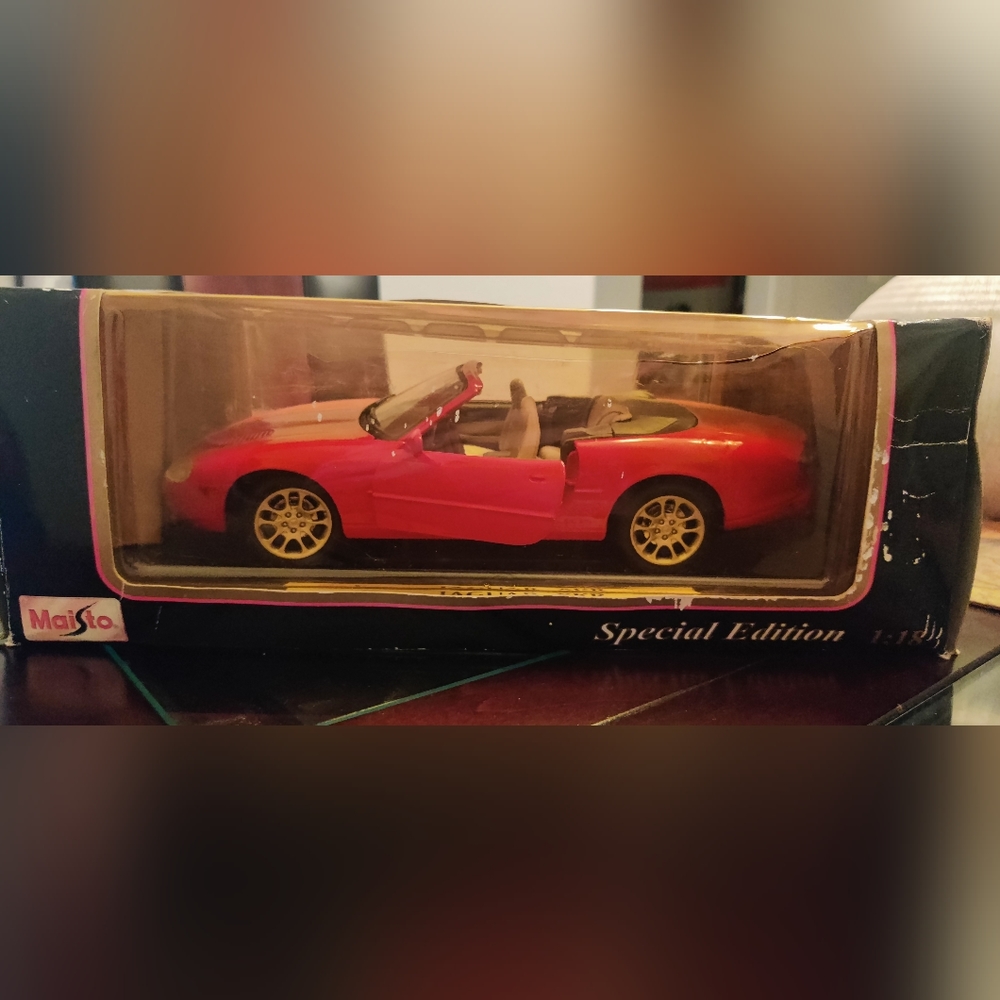 Maisto Jaguar XKR